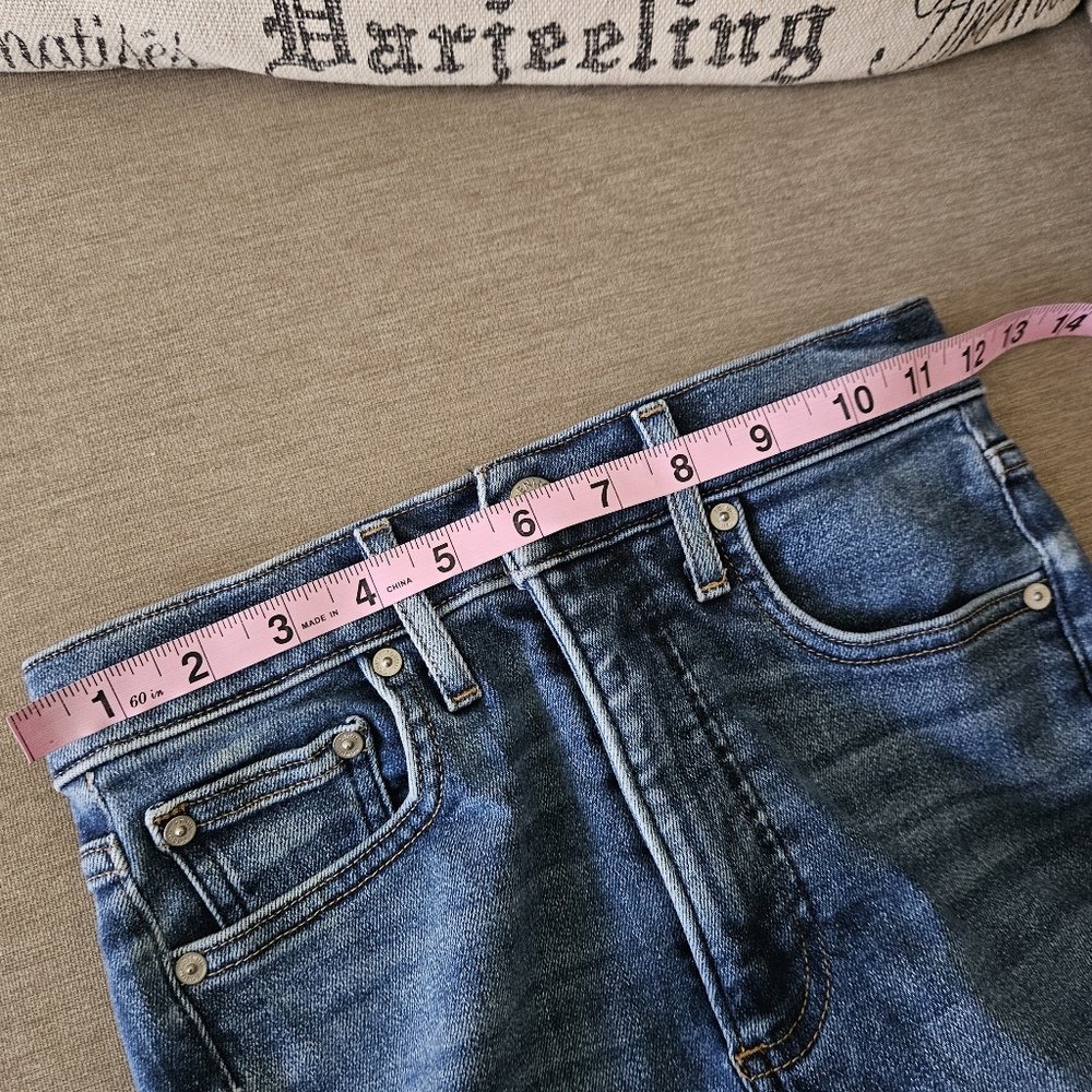 Aritzia Denim Forum the lola high rise crop skinny jeans distressed - Picture 8 of 10